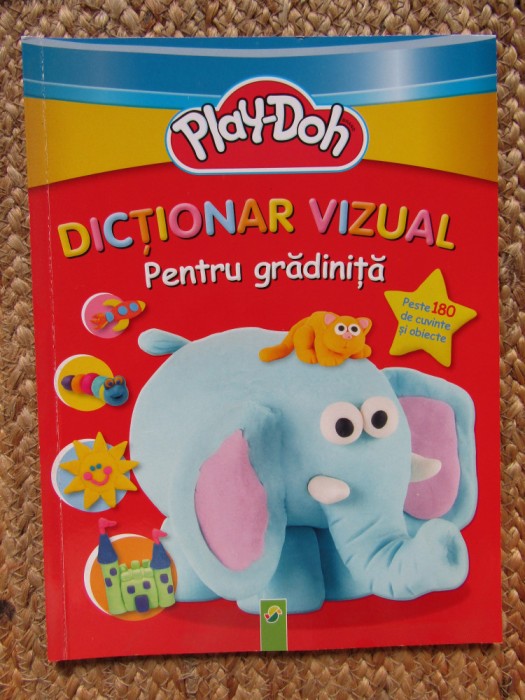 Carte cu activitati - Play-Doh - Dictionar vizual pentru gradinita