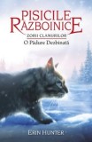 Cumpara ieftin Pisicile razboinice. Seria Zorii Clanurilor. O padure dezbinata. Volumul 29/Erin Hunter