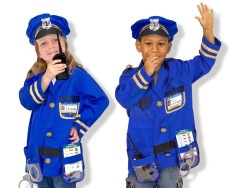 Costum carnaval copii Ofiter de Politie Melissa and Doug foto