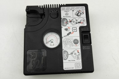 Compresor de anvelope MERCEDES-BENZ GLE W167 2023 OEM: A0005835101,A0005842009 | 32061722 foto