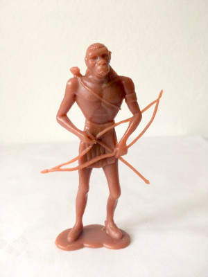 Lot 2 figurine Planeta maimutelor (om Neandertal, primitiv) plastic maro, 10cm foto