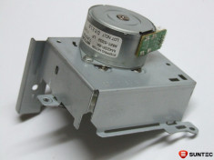 Fuser drive motor HP Color Laserjet CM1312 RM1-5332 foto