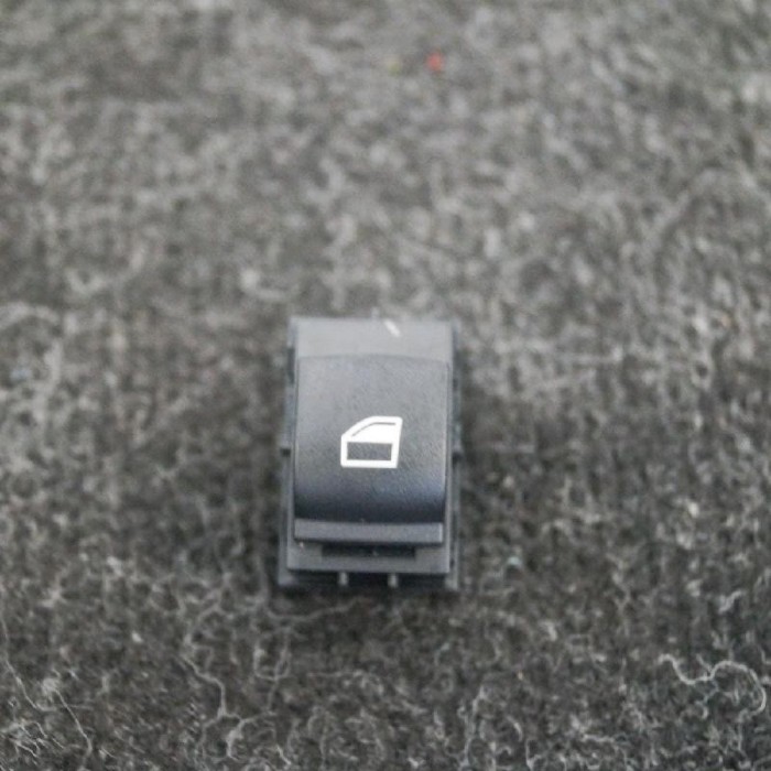 Buton geam ușă dreapta față BMW X3 F25 2014 OEM: 9303595 2470901