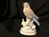 Decor / Vintage / Colectie - Bibelou din portelan pasare model deosebit !