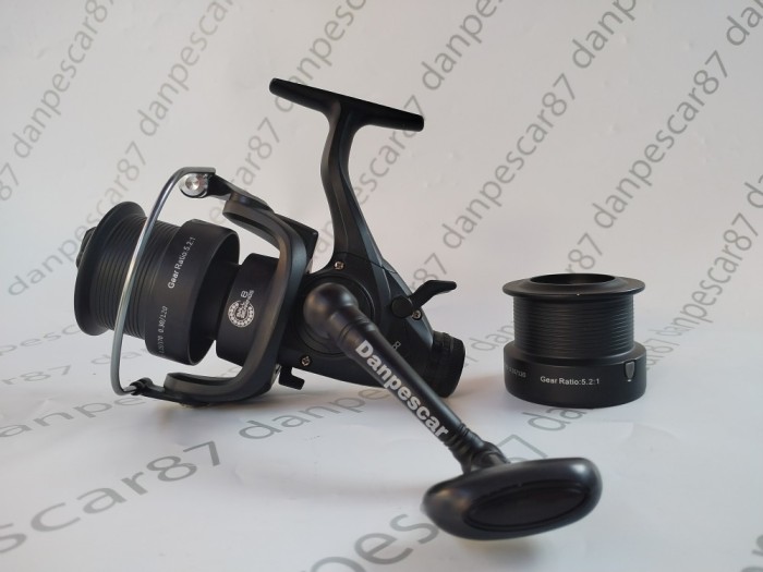 SET 4 Mulinete WIND BLADE HFL5000 tambur long cast si BAITRUNNER 8rulmenti