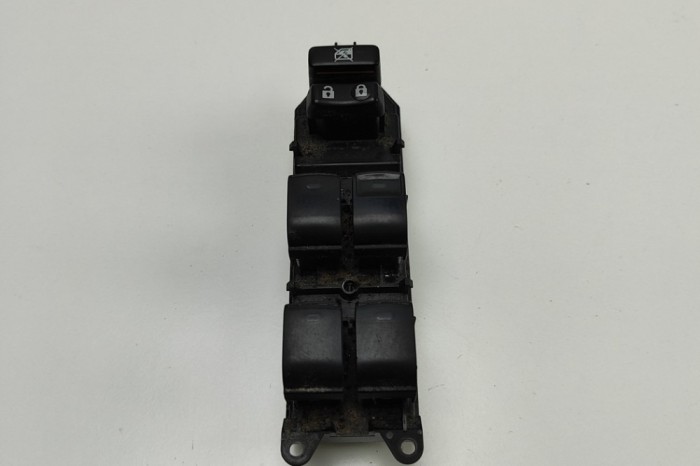 Buton geam ușă dreapta față TOYOTA PRIUS PLUS _W4_ 2019 OEM: 84040-12180 30557819