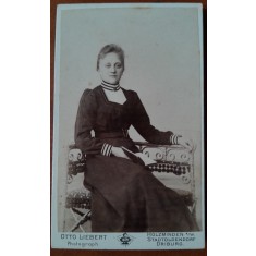Fotografie tip CDV, femeie, perioada interbelica