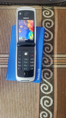 telefon nokia 6600 fold in stare f buna !!! foto