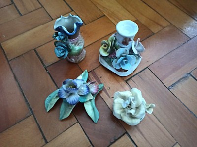 Bibelouri. 4 obiecte florale de decor. Preț 144 lei (negociabil) foto