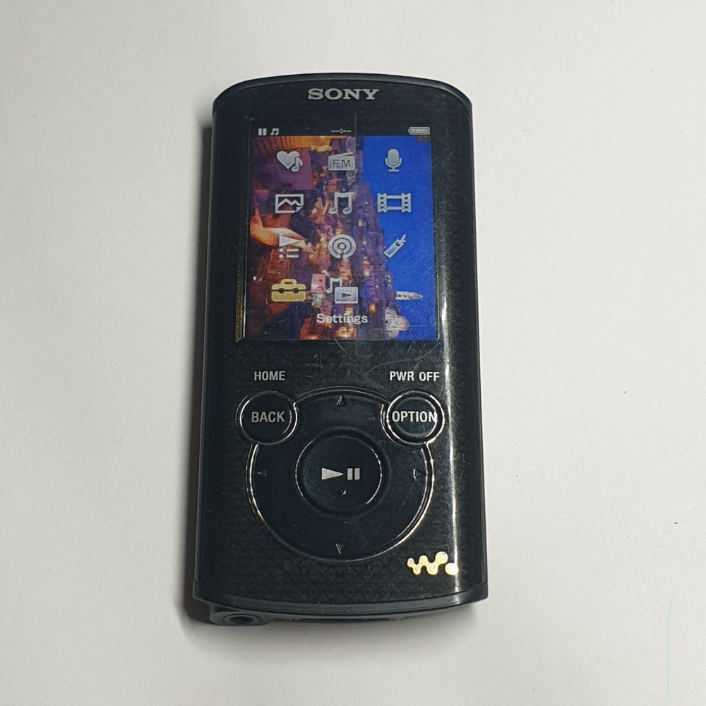 Walkman Sony NWZ-E464 6 Go – MP3 Vert Jaune Avec Chargeurs – Occasion