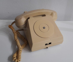 telefon vechi fix anii 70-80 foto
