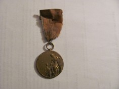 CY - Medalie superba foarte veche completa / bronz aurit / negravata