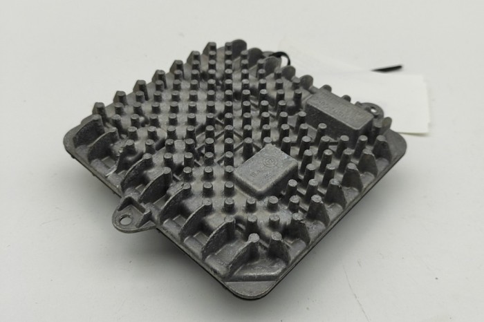 Unitate de control lumini LED BMW X2 F39 2023 OEM: 9477748 30743997