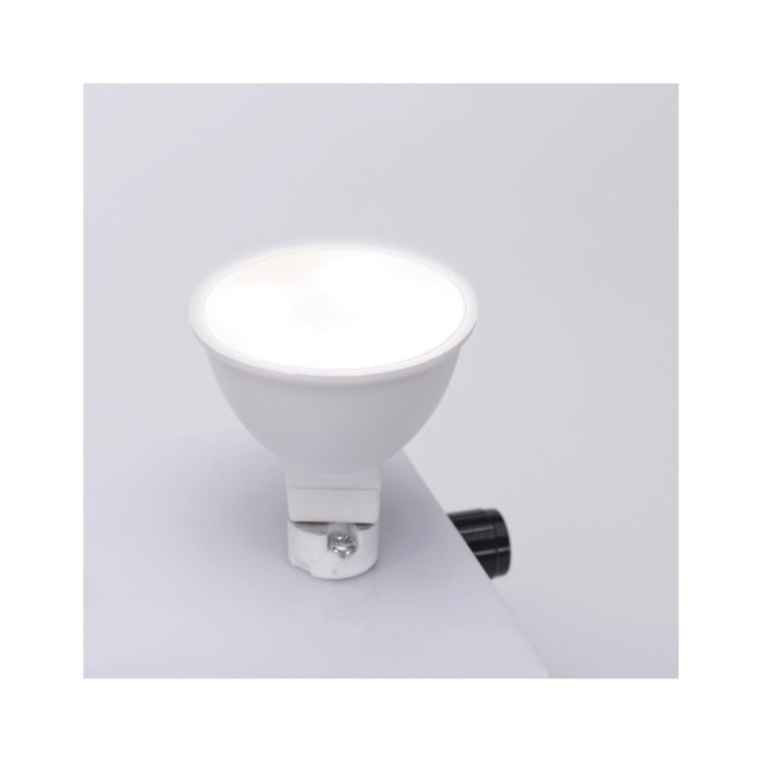 Bec LED Spot MR16 5W lumina calda LC 3000K