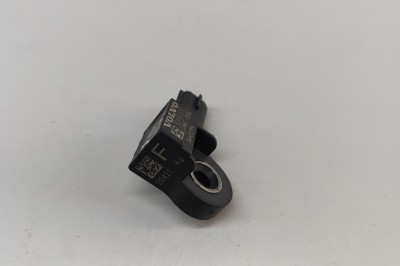 Senzor de impact dreapta față VOLVO XC90 II 2021 OEM: 31451531 28529554 foto