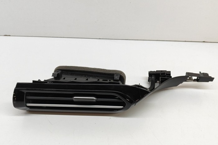 Gura de ventilație planșa de bord VW ID.5 E39 2023 OEM: 11B858415E | 29057036