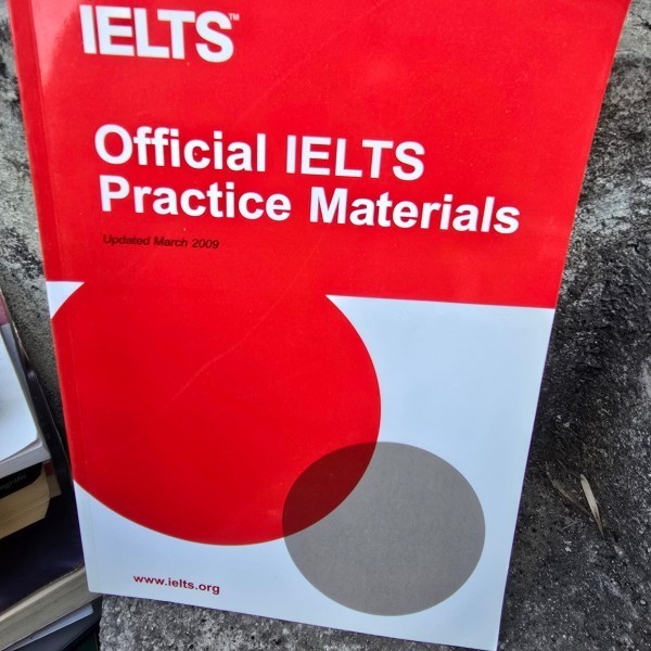 Official IELTS, practice materials