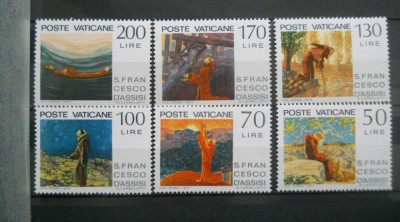 CV2 1977 SERIE VATICAN foto