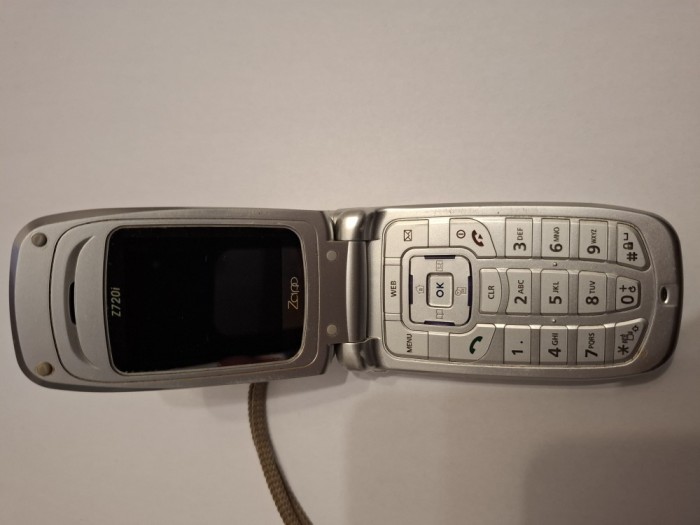 Zapp Z720i model vintage colectionari