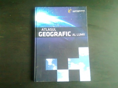 ATLASUL GEOGRAFIC AL LUMII foto
