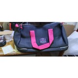 Geantă de sport Mr. Wonderful &bdquo;Time to Enjoy&rdquo; din neopren, de culoare neagră, cu compartiment pentru pantofi și curea reglabilă