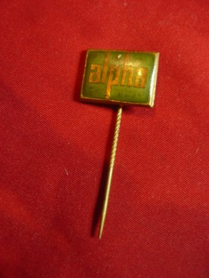 Insigna veche Alpha Bank Grecia-metal si email ,h=1,6cm foto