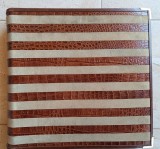 Vechi album foto, coperți din piele, dimensiuni mari