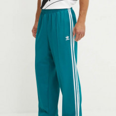 adidas Originals pantaloni de trening Adicolor Baggy Fit Firebird Pant culoarea turcoaz, cu imprimeu, IZ2473