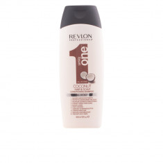 Revlon Uniq One Coconut Conditioning Shampoo, unisex, 300 ml foto