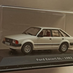 Macheta Ford Escort GL 1982 - IXO/Hachette 1/43