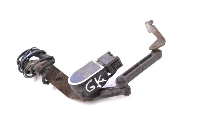 Senzor de nivel &icirc;nălțime st&acirc;nga spate BMW 3 F30, F80 2012 OEM: 6784072 | 11435361