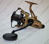 Mulineta Crap WIND BLADE CM 10000 CAMO cu tambur long-cast 0,40mm/400m, Stationar, Baracuda