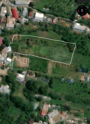 teren intravilan foto