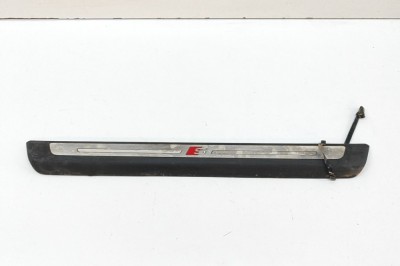 Ornament prag st&amp;acirc;nga față AUDI Q3 Sportback F3N 2024 OEM: 83A947417 | 31860606 foto