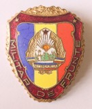 INSIGNA MILITAR DE FRUNTE RSR VARIANTA MARE 39.97/32,98 CU STEMA MARE 19/16,60 MM USOR BOMBATA ARMATA MINISTERUL APARARII MApN ( CITITI DESCRIEREA )