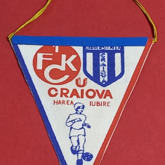Fanion meci fotbal "UNIVERSITATEA" CRAIOVA - 1FC KAISERSLAUTERN (16.03.1983)