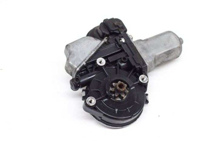 Motor macara geam ușă st&acirc;nga față TOYOTA PRIUS _W3_ 2011 OEM: 062020-1241,85720-30340 | 17877617