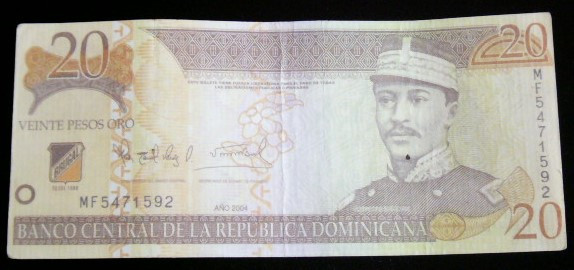 M1 - Bancnota foarte veche - Republica Dominicana - 20 pesos oro - 2004
