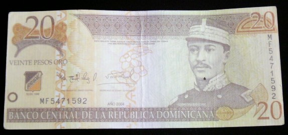 B11 1 - Bancnota foarte veche - Republica Dominicana - 20 pesos oro - 2004