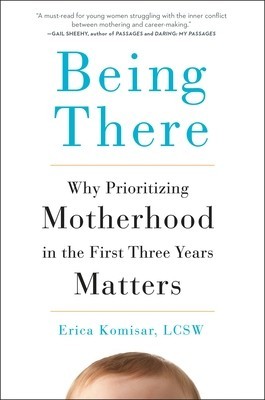 Being There: Why Prioritizing Motherhood in the First Three Years Matters foto