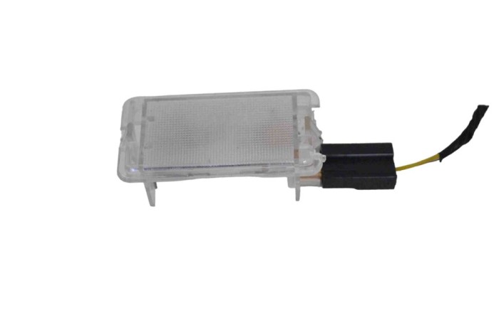 Iluminare interioară SSANGYONG RODIUS II 2018 OEM: 8C14 22750138