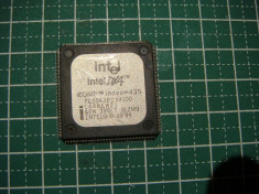 Procesor vintage Intel DX4 100mhz SK053 QFP foto