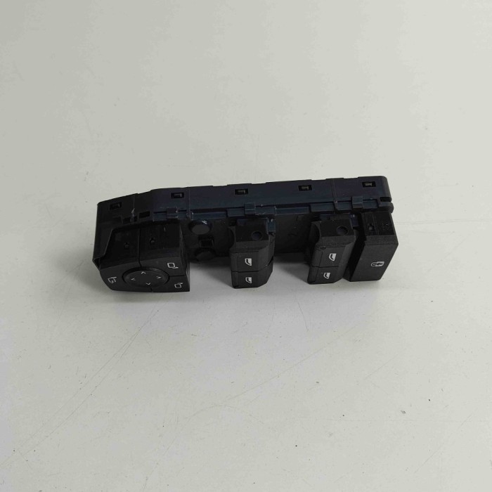 Buton geam ușă dreapta față BMW iX I20 2022 OEM: 5A4AFD7 29049326