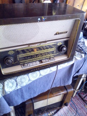Vechi Radio pe lampi Nordmende Rigoletto 58 foto