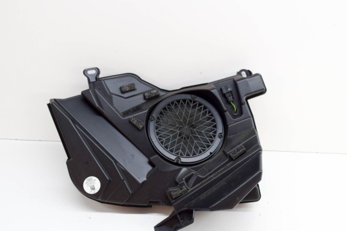 Subwoofer AUDI A5 Cabrio 8F7 2013 OEM: 8F0035382 | 20351056