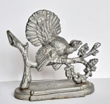 Fazan - statueta cu postament turnata din aluminiu, vopsita argintiu, artizanat industrial