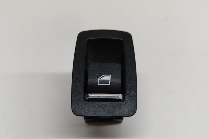 Buton geam ușă st&acirc;nga spate BMW 3 F30, F80 2015 OEM: 9361936 22308505