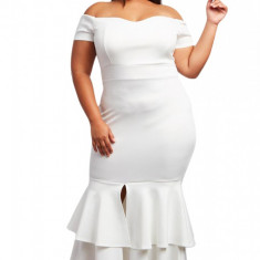 C661P-2 Rochie de seara model plus size cu decolteu bardot