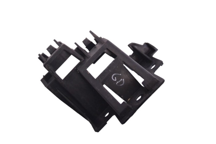 Suport bara de protecție dreapta spate VW JETTA MK6 162, 163 2014 OEM: 5C6807394A 17877214