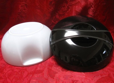 CASTRON CU CAPAC / SUPIERA CERAMICA THOMAS ROSENTHAL foto